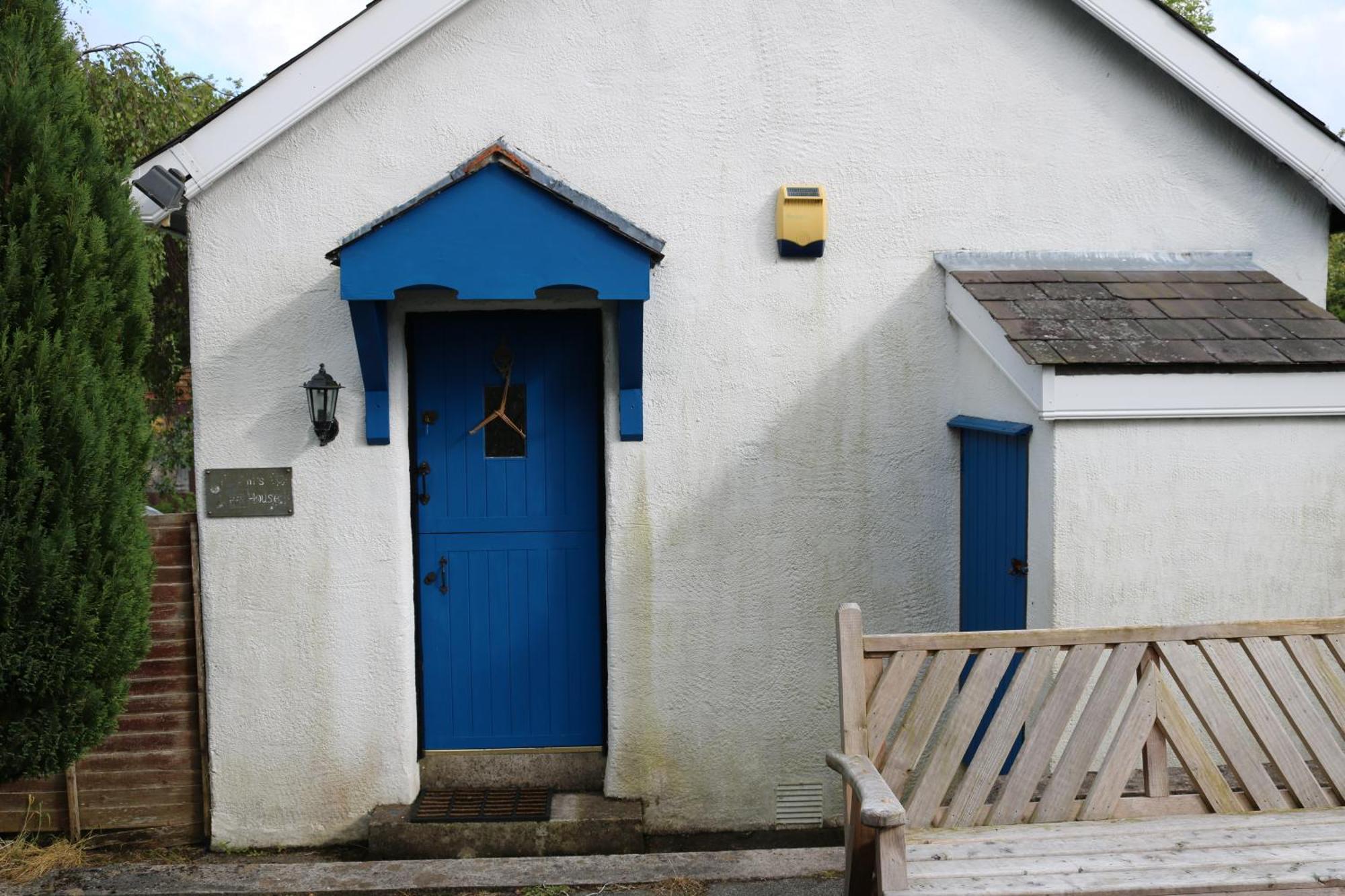Cottage, Ireland, Includes Continental Breakfast Cushendall Exterior photo